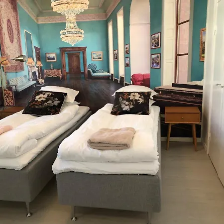 In The Center Free Private Parking With Heating Plug Kemi