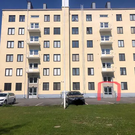 In The Center Free Private Parking With Heating Plug Appartamento Kemi